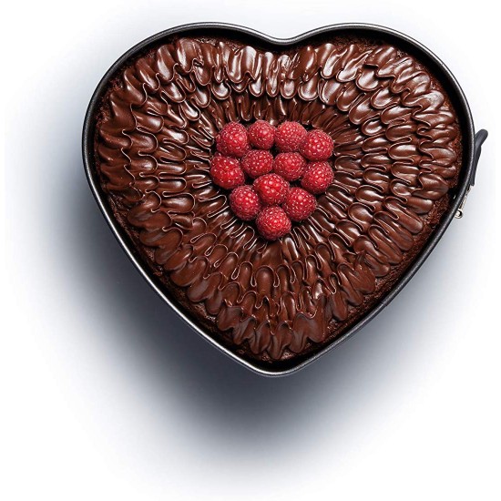 Shop quality Master Class Heart Shaped Cake Tin - 9 Inch Springform Cake Tin with Loose Base and Non Stick Coating in Kenya from vituzote.com Shop in-store or online and get countrywide delivery!