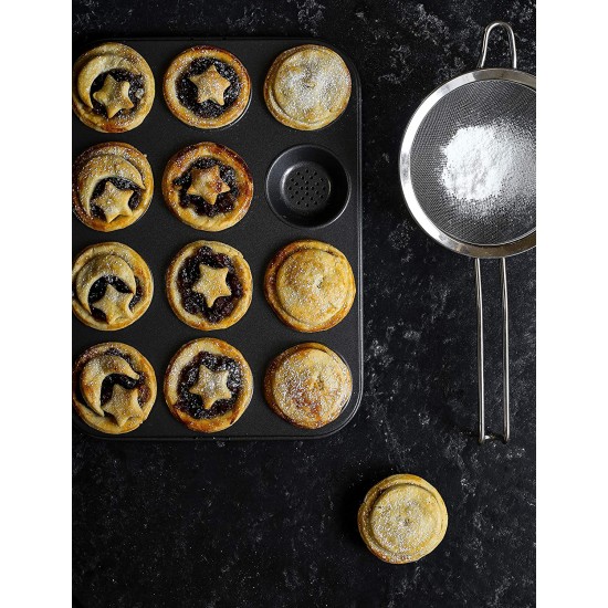 Masterclass Heavy Duty 12 Hole Cupcake Baking Tray Tin Pan with Double  Layer Non-Stick Coating | Ideal for Baking Buns, Cupcakes, Yorkshire  Puddings