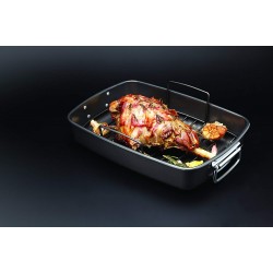 Master Class Non-Stick Large Roasting Tin with Rack, 40 x 28 cm