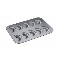 Chicago Metallic Professional Non Stick Pasty Mould Pan / Turnover Maker with Pasty Press Tool, Carbon Steel, 40 x 28 x 2 cm, 2 Piece Set