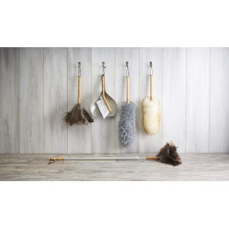 Living Nostalgia Genuine Ostrich Feather Duster with Telescopic Handle, (extends from 102 - 152 cm)