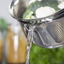 Morphy Richards Equip Pouring Saucepan with Glass Lid, Stainless Steel, Stay Cool Handles,18cm 
