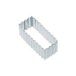 Kitchen Craft Cookie Cutter - Fluted Rectangle, 8cm