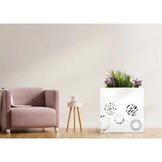 Zuri Quadrilateral Planter