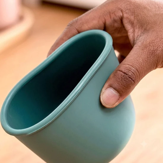 VZ-250ml Small Round Silicone Microwave Bowl – Food-Grade Leakproof Lunch Container for Office, School & Picnic (Green)
