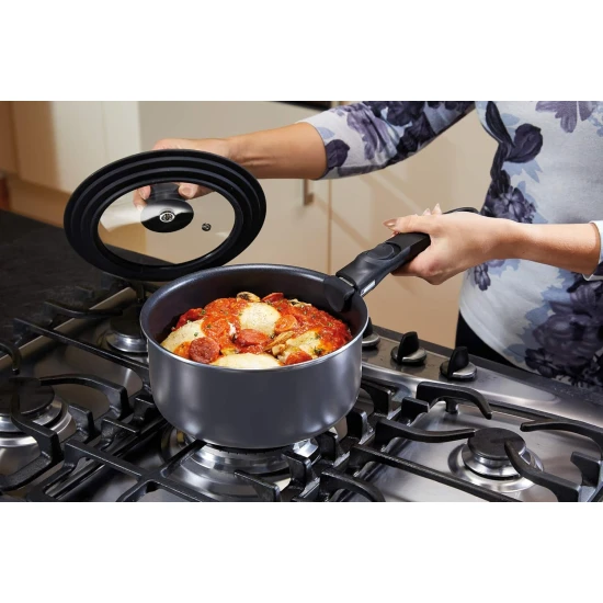 MasterClass 3in1 Lid, Saucepan Lid, Glass and Heat-Resistant Silicone, 16 cm/18 cm/20 cm, Black