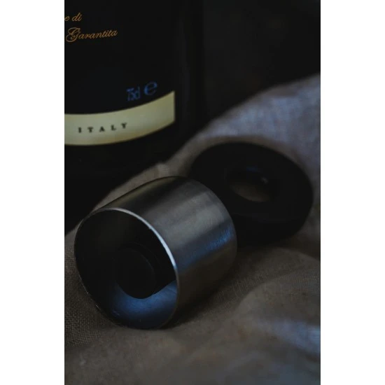 BarCraft Stainless Steel Flip Top Bottle Stopper, KCBCSEALCD Shop quality BarCraft Stainless Steel Flip Top Bottle Stopper in Kenya from vituzote.com Shop in-store or online and get countrywide delivery!