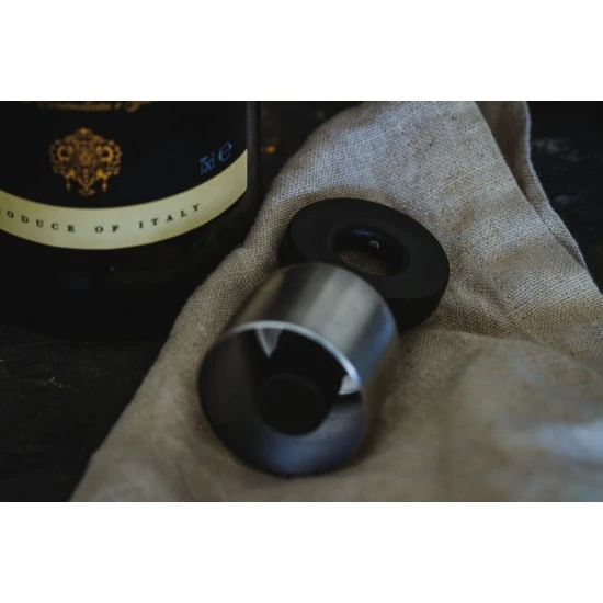 BarCraft Stainless Steel Flip Top Bottle Stopper, KCBCSEALCD Shop quality BarCraft Stainless Steel Flip Top Bottle Stopper in Kenya from vituzote.com Shop in-store or online and get countrywide delivery!