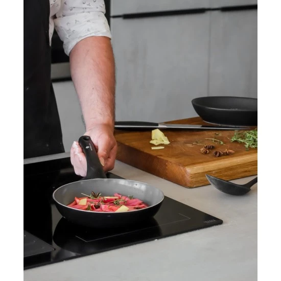 MasterClass Can-to-Pan Recycled Non-Stick Frying Pan, 20cm, MCRECYFP20 Shop quality MasterClass Can-to-Pan Recycled Non-Stick Frying Pan, 20cm in Kenya from vituzote.com Shop in-store or online and get countrywide delivery!