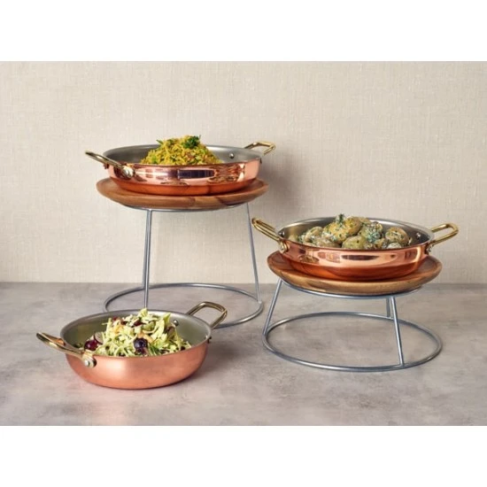 Neville GenWare Silver Anti-Slip Round Buffet Riser, 18cm, RSR-RS18 Shop quality Neville GenWare Silver Anti-Slip Round Buffet Riser, 18cm in Kenya from vituzote.com Shop in-store or online and get countrywide delivery!