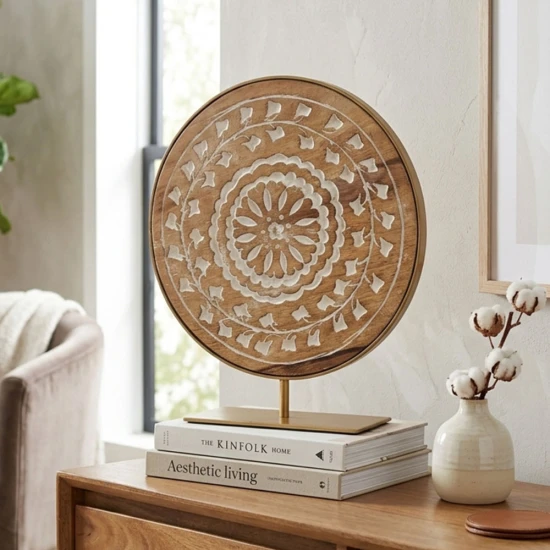 Candlelight Etched Wood Pattern, White Wash