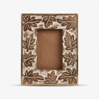 Candlelight FSC Certified Carved Mango Frame with Gold Detail, 6x4 inches