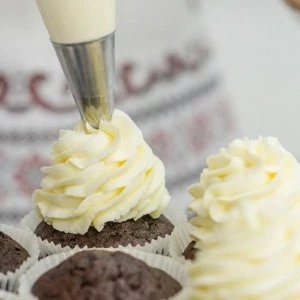 Cake Decorating Accessories