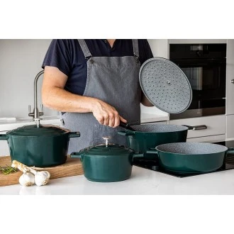 Master Class Cast Aluminium Casserole Dish, 2.5 Litre, Hunter Green