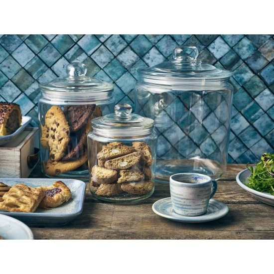 Neville Genware Glass Biscotti Jar 3.7 Litres, BSJ-40 Shop quality Neville Genware Glass Biscotti Jar 3.7 Litres in Kenya from vituzote.com Shop in-store or online and get countrywide delivery!