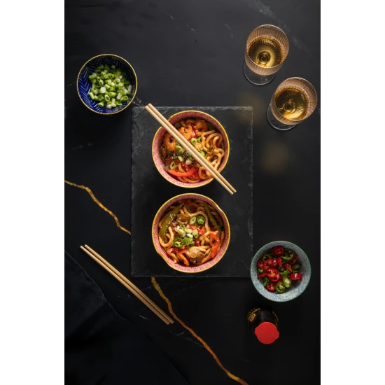 World of Flavours Set of 2 Noodle Bowls and Chopsticks, Stoneware
