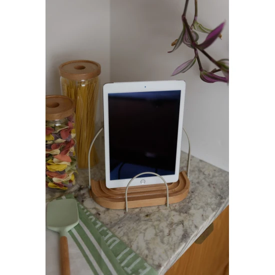 KitchenCraft Idilica Beechwood Cookbook Stand