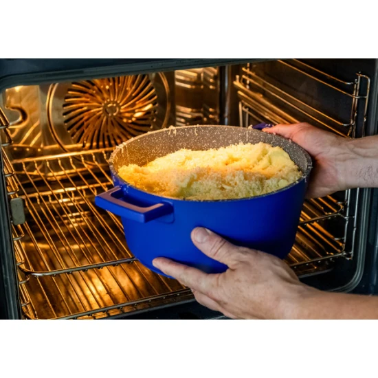 MasterClass Electric Blue Cast Aluminium Casserole Dish, 5L
