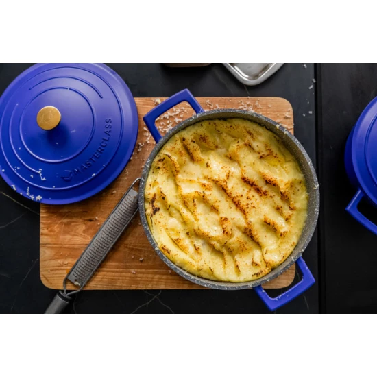 MasterClass Electric Blue Cast Aluminium Casserole Dish, 5L