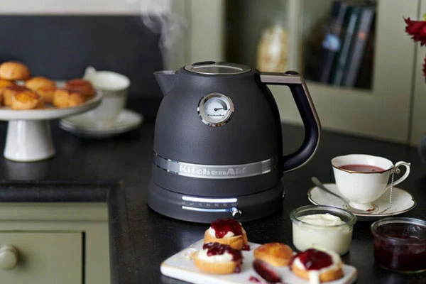 Best electric kettles in Kenya 2026 for home students and professionals