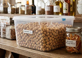 Stackable clear polypropylene gastronorm storage containers